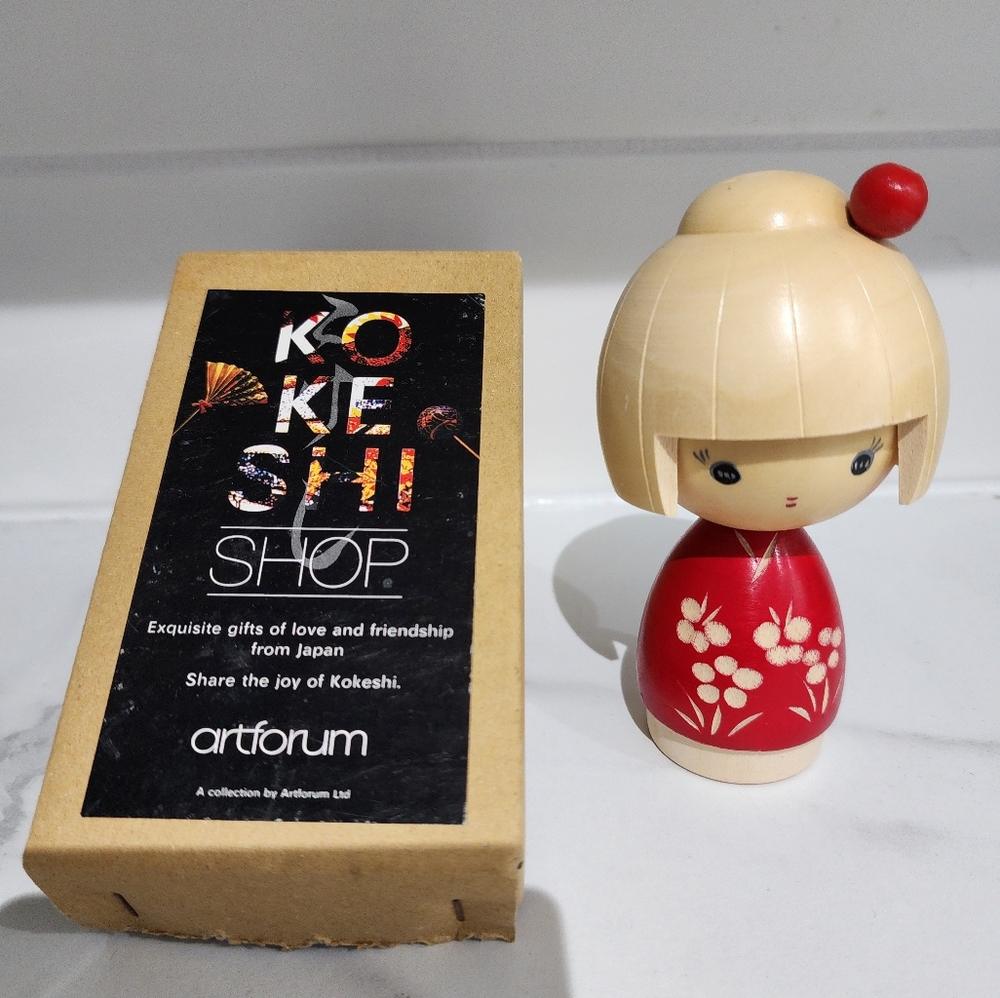 ❤️Vintage KoKeshi Japanese Wooden doll - Picture 1 of 4